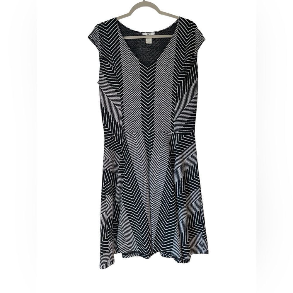 Bar III Women’s Black and White Sleeveless Geometric Pattern Dress Size XXL